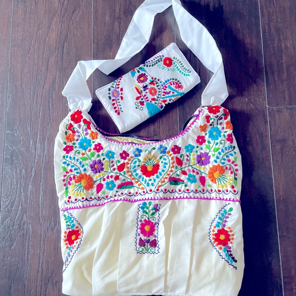 ❌SOLD❌Mexican Channel Purse and Wallet